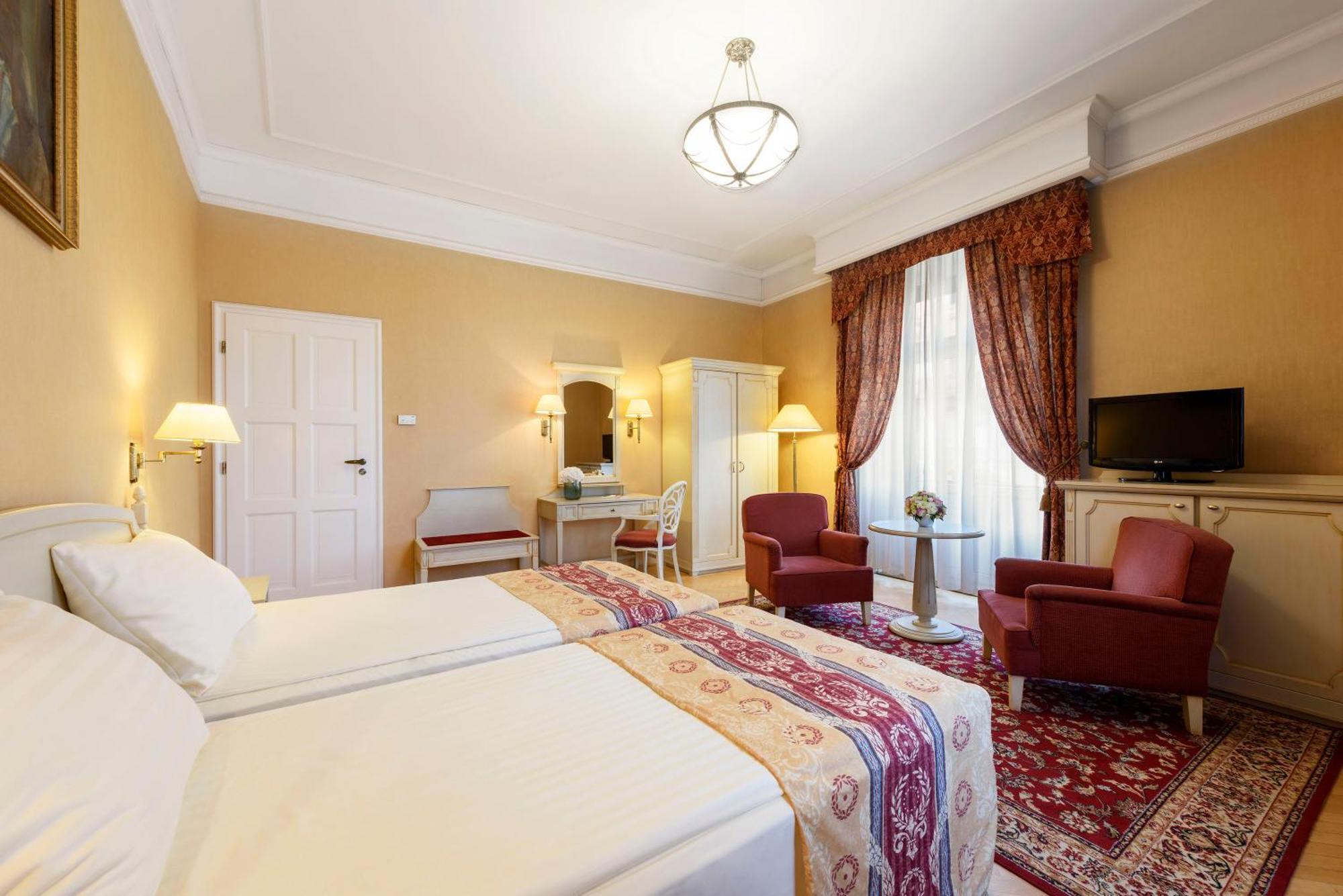 Danubius Hotel Astoria City Center Budapest Room photo